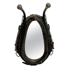 Antique miroir éque à col de cheval en cuir vieilli