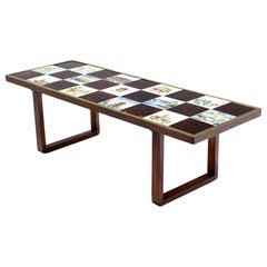 Table basse à plateau en carreaux de style "Checker" de la modernité du milieu du siècle dernier avec cadre en laiton