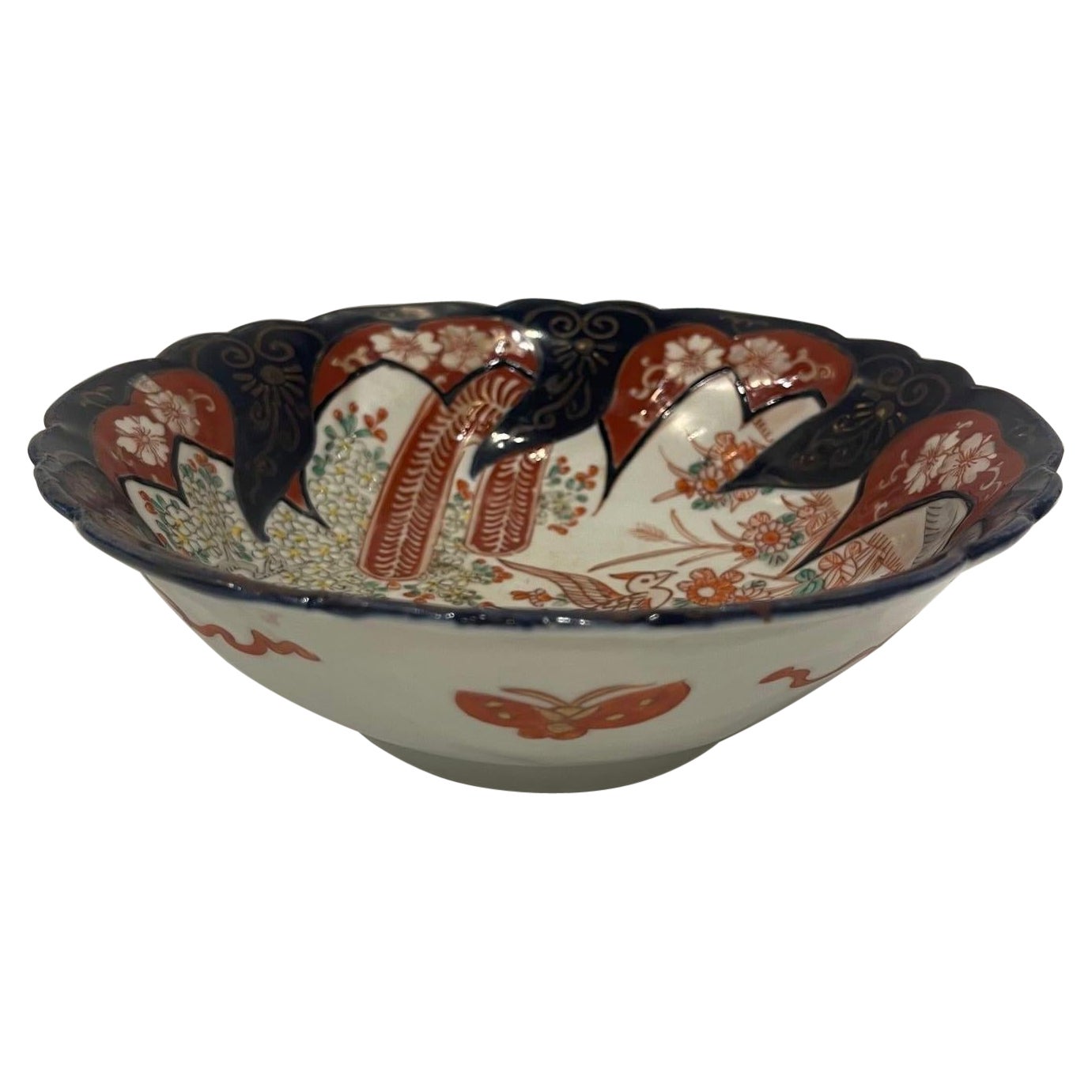 Imari Japanese Scalloped Bowl, 19th Century For Sale
