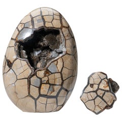 Huevo de Geoda de Druzy Septariana Pulida de Madagascar (34 libras)