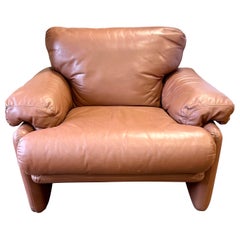 B&B Italia Tobia Scarpa Coronado Lounge Chair in Light Brown Leather