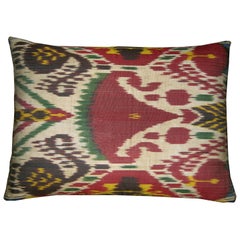 Coussin en tapisserie Ikat antique Circa 1900