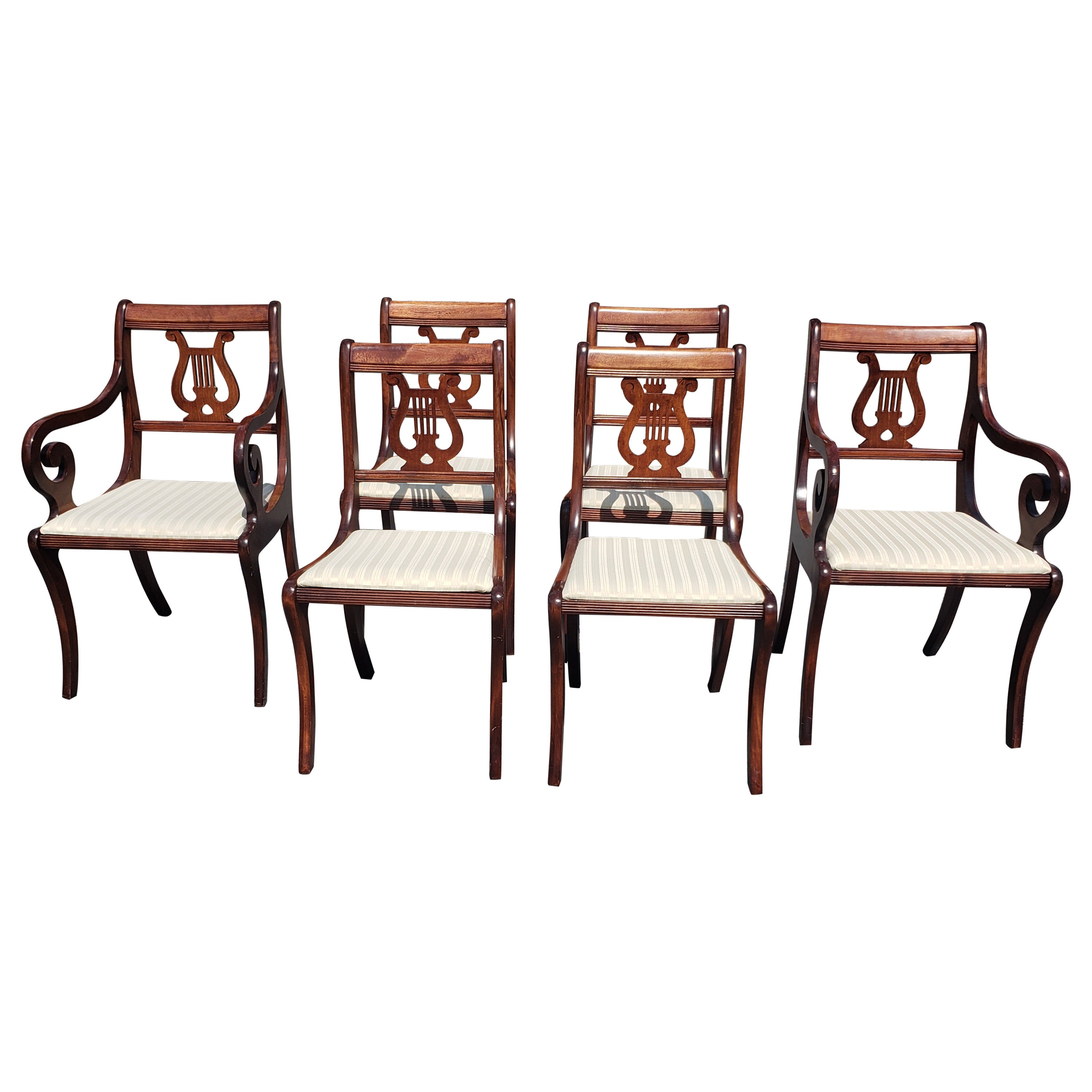 1940s Set of 6 Refinished Mahogany Klismos Lyre Back Chairs en vente