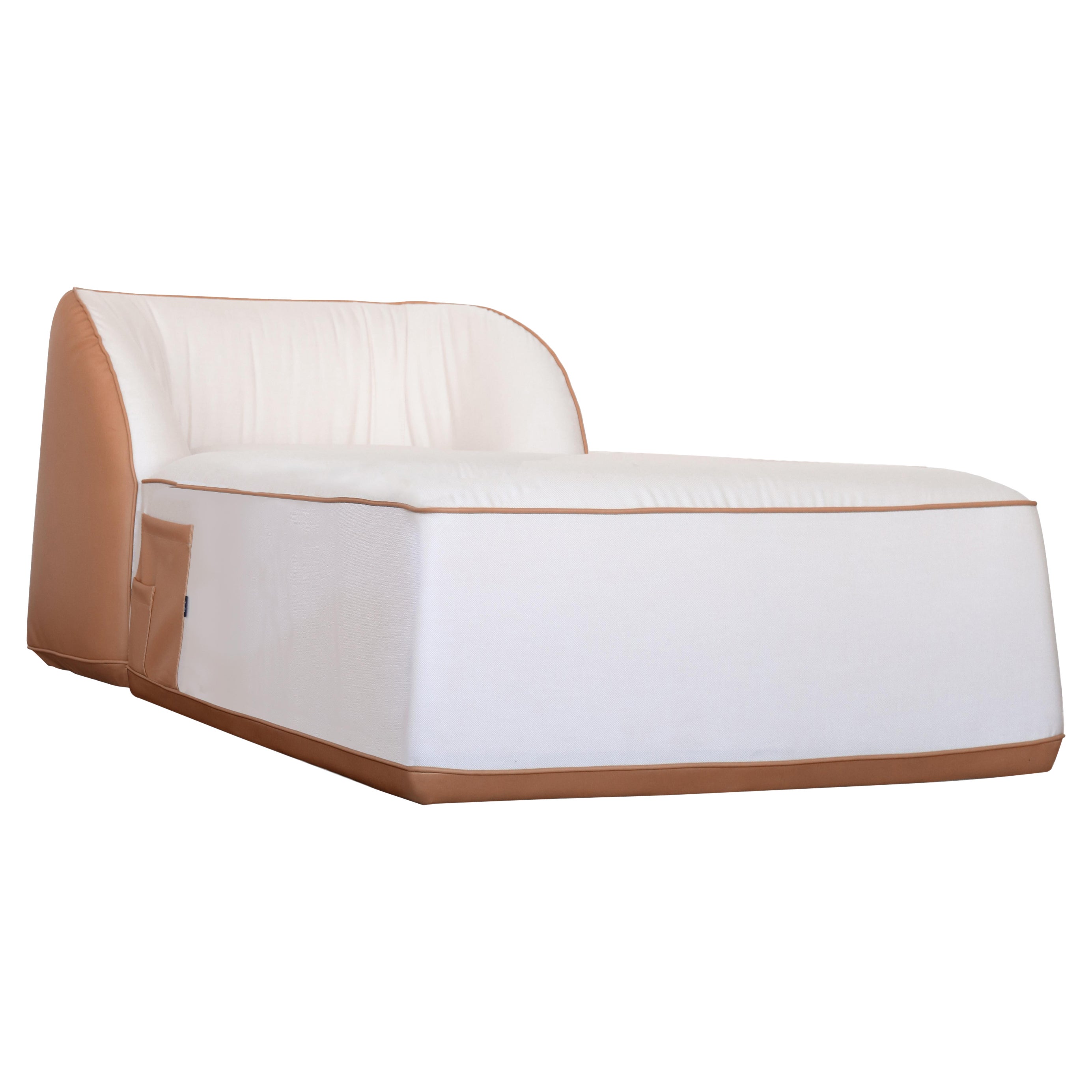 Modern Upholstered Outdoor Sunbed With Weather Resitant Foam  For Sale
