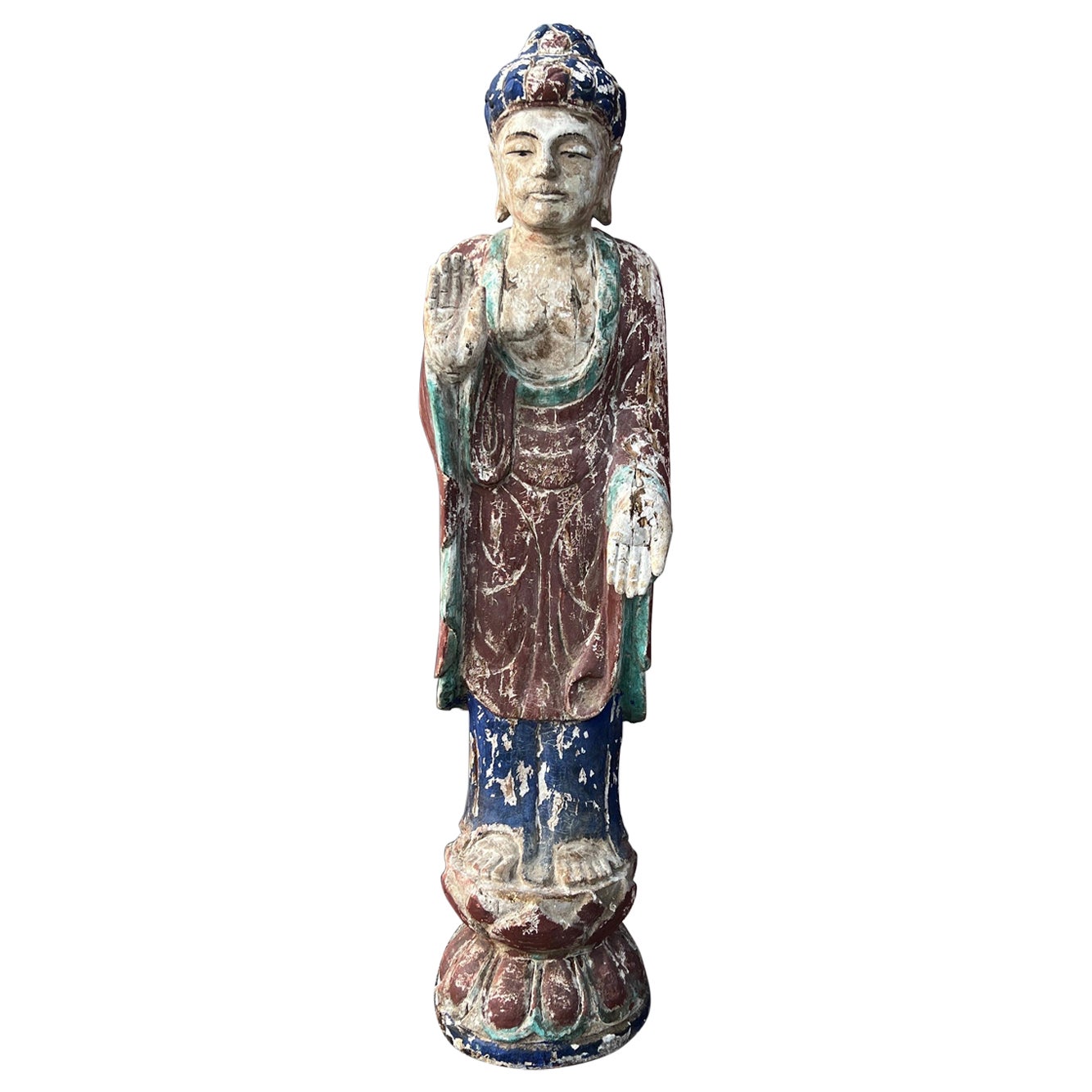 Bouddha chinois ancien en bois sculpté et décoré de couleurs polychromes 