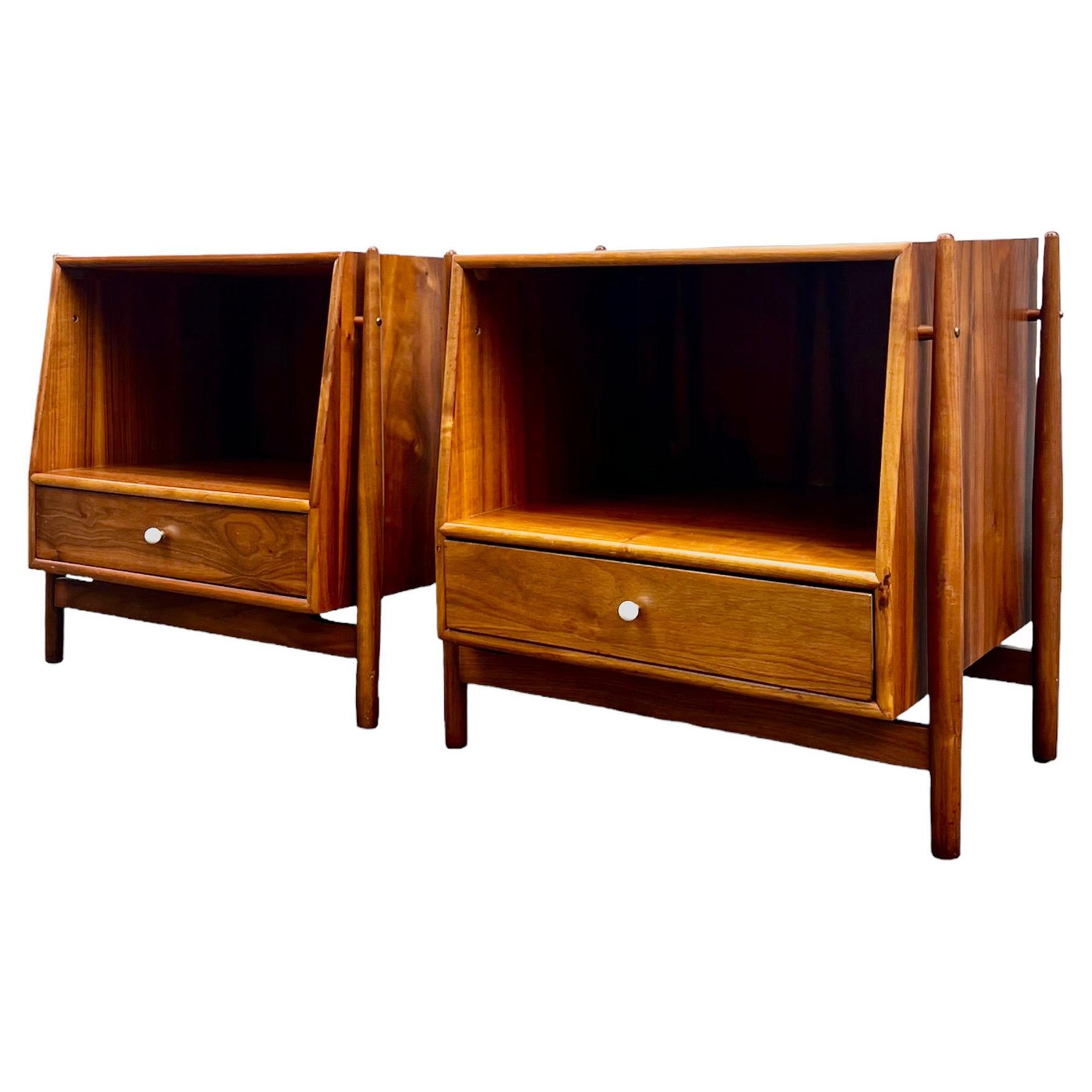 Vintage Mid Century Modern End Table Set Dovetail Drawers by Kipp ...