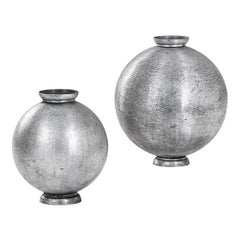 Paire de vases Lorenzo Burchiellaro en aluminium du 20ème siècle, années 60