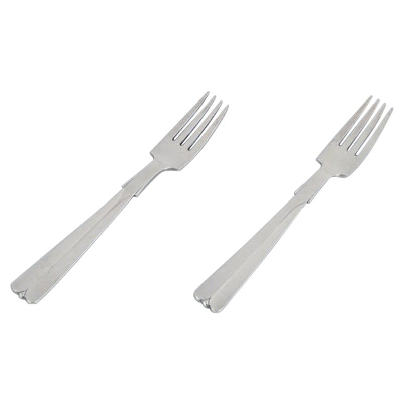 Hans Hansen silverware, Arvesølv no. 7. Two Art Deco lunch forks in silver For Sale