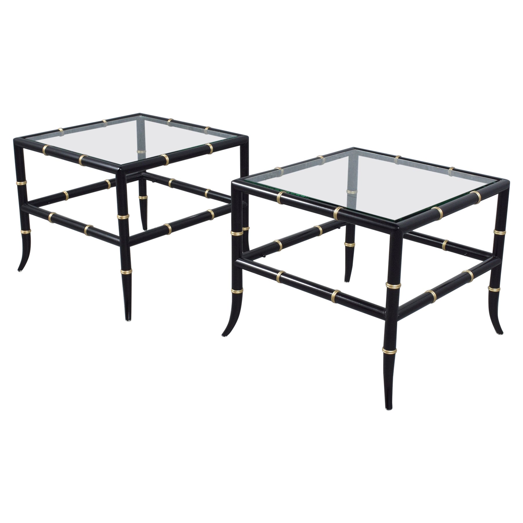 1960er Jahre Vintage End Tables mit Glasplatten: Bamboo Design Elegance Restauriert im Angebot