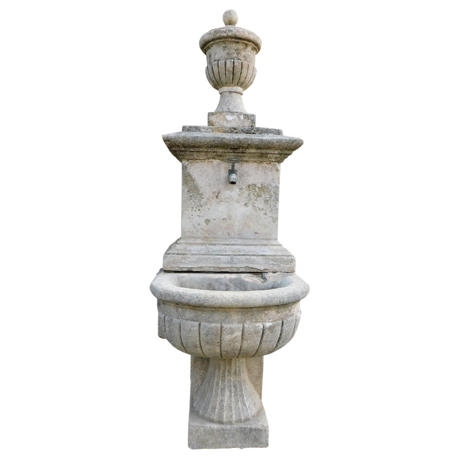 Fountain in gray stone, with spout and applied to the wall, Italy For Sale