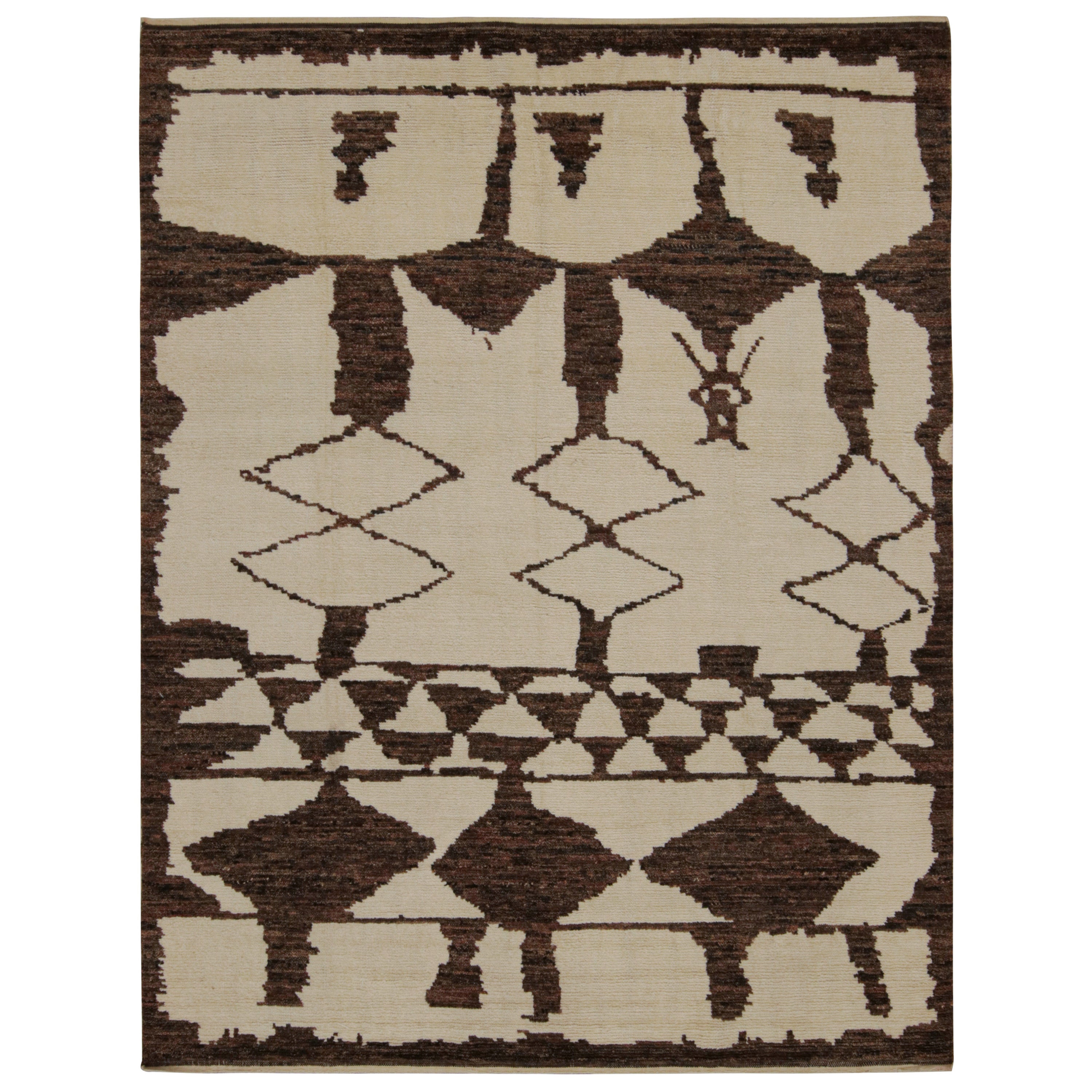 Rug & Kilim’s Moroccan Style Rug in Beige and Brown Geometric Patterns For Sale