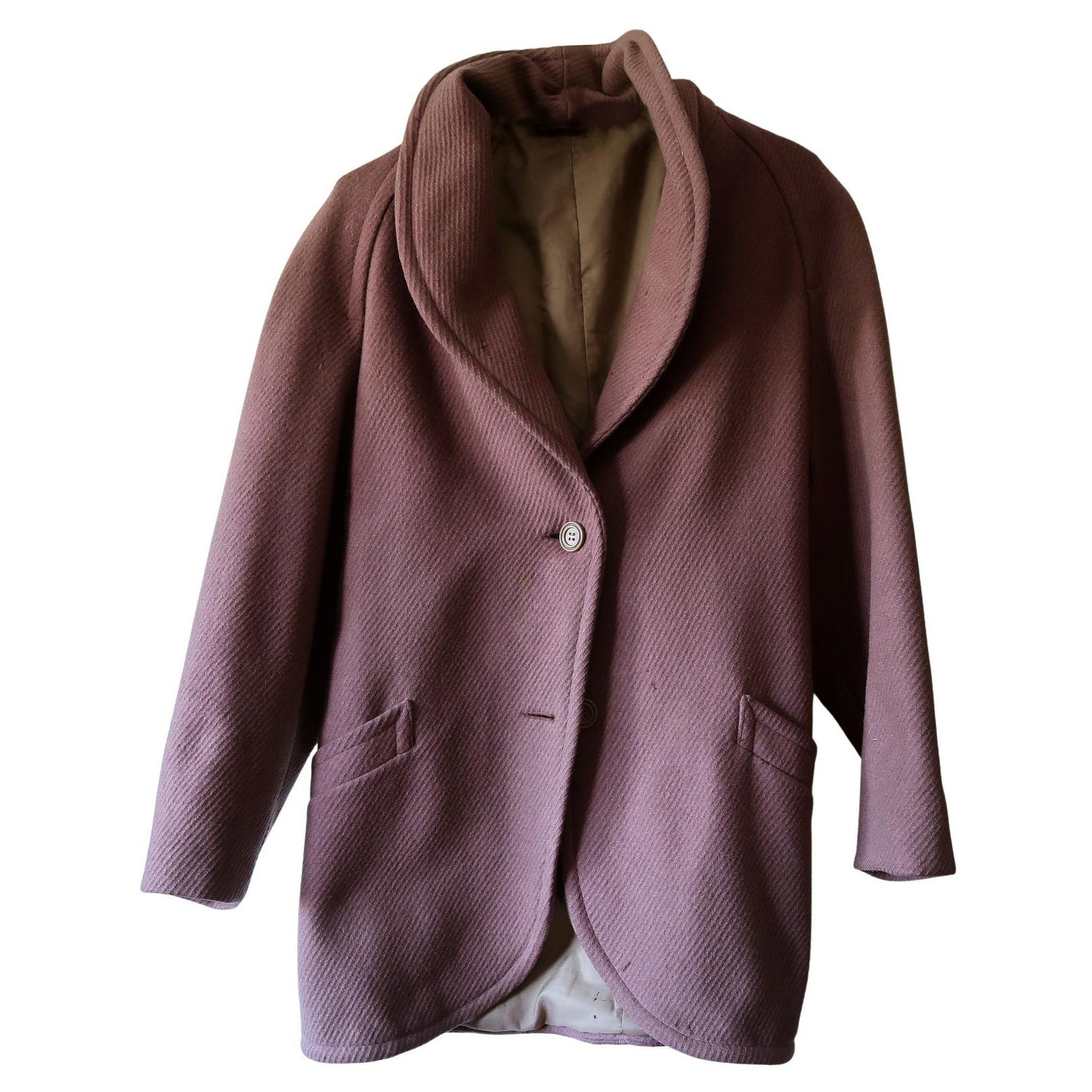 Chaqueta vintage de mujer de la URSS: Elegante Chaqueta de Lana Borgoña - Circa 1970s, 1J86
