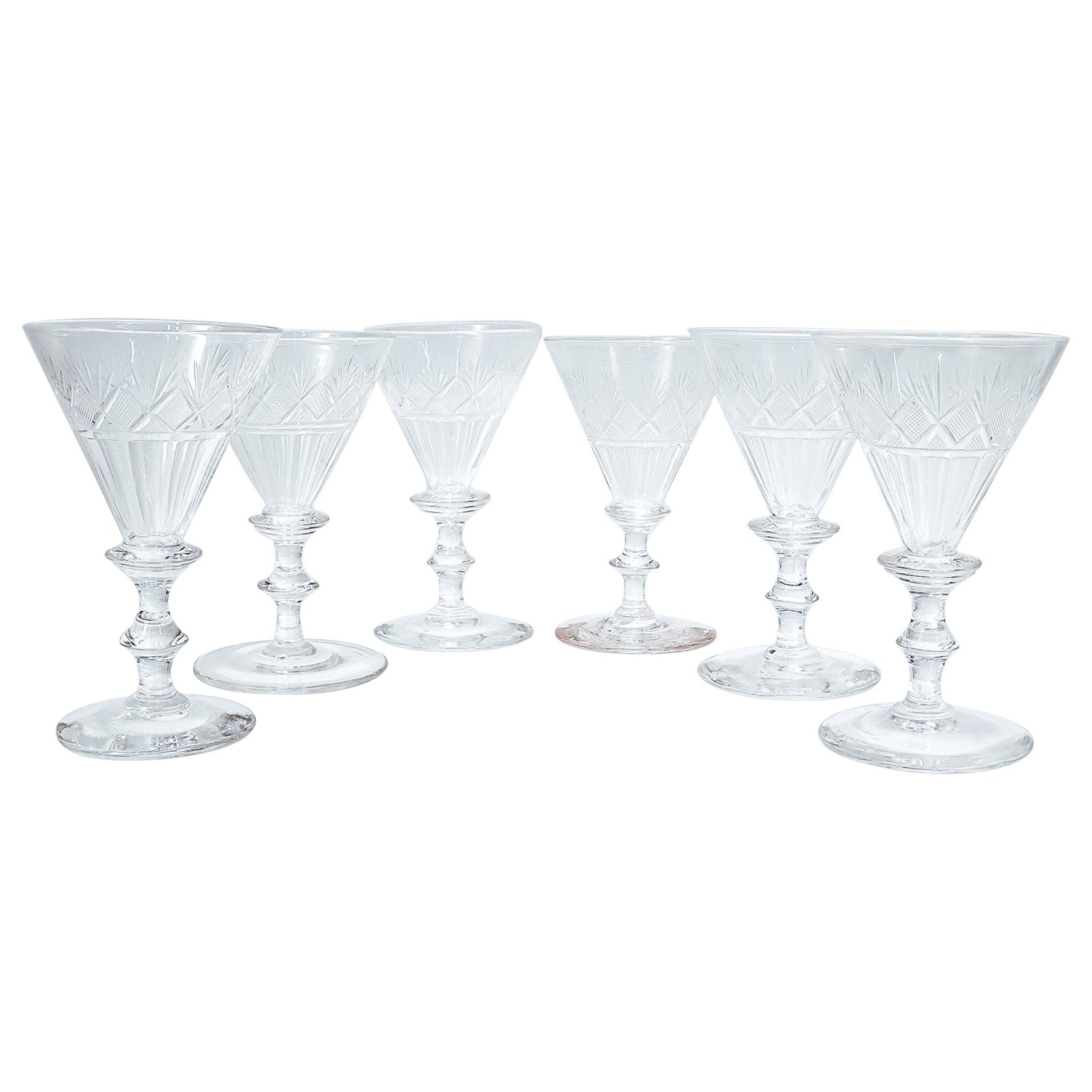 Set di 6 antichi steli o bicchieri da vino in vetro tagliato del XIX secolo attribuiti a Bakewell