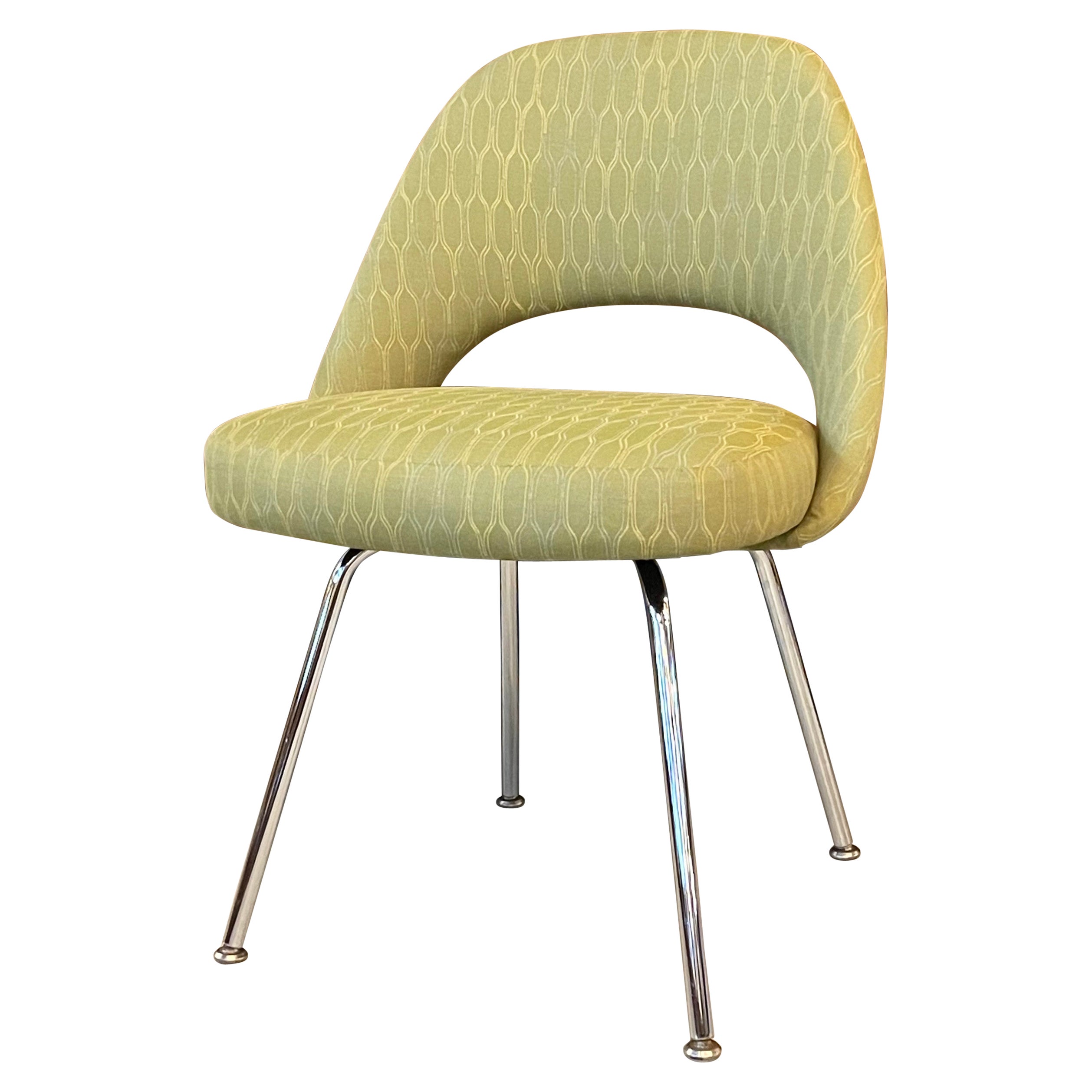 Eero Saarinen Executive Side Chair For Knoll For Sale