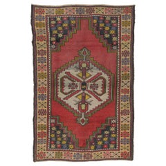 Türkischer Dorfteppich 4x6 Ft. Traditioneller Orientteppich aus Wolle aus den 1950er Jahren