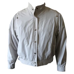 Chaqueta japonesa vintage para mujer: Marca "Supreme" atemporal de Nisho Iwai, 1J89