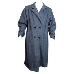 Vintage Women's Woolen Coat from USSR: Classic Black and White Elegance, 1J90