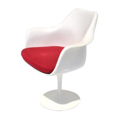 1 Original Knoll Eero Saarinen Swivel Tulip Armchair