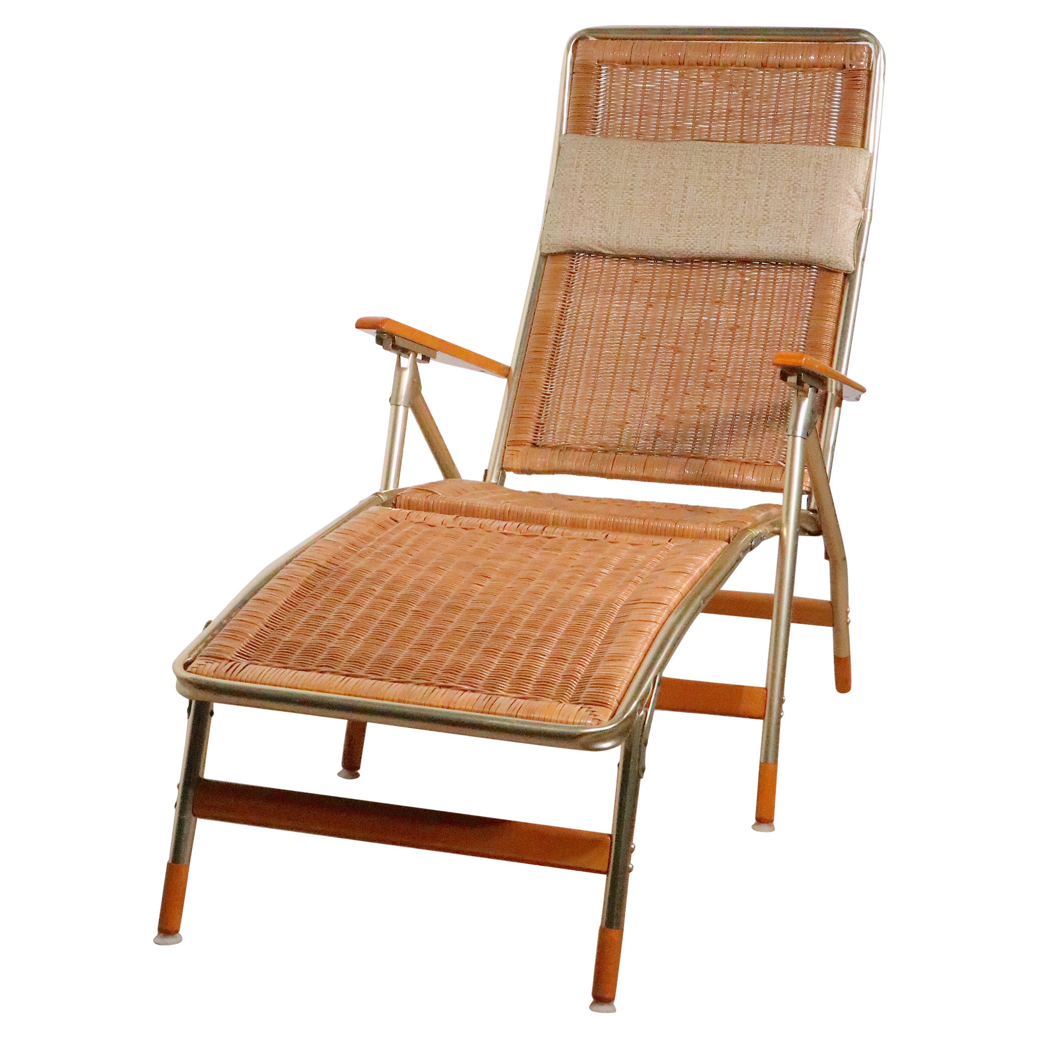 Mid Century Patio Poolside Folding Chaise Lounge by Telescope Chair Company  For Sale