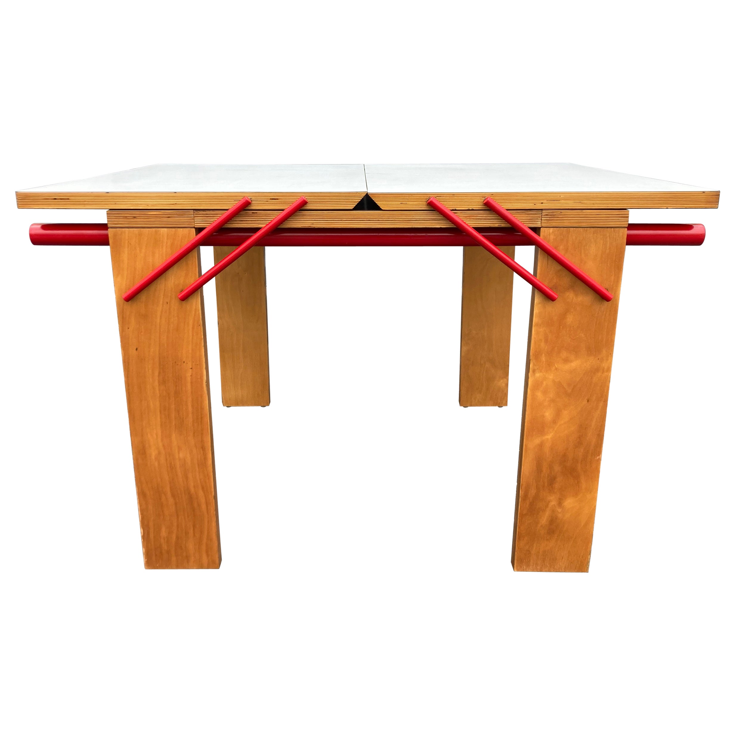 Table de salle à manger design, contreplaqué, rouge