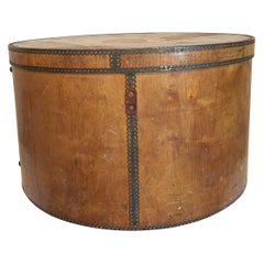 Grande boîte à chapeaux en bois courbé de style édouardien