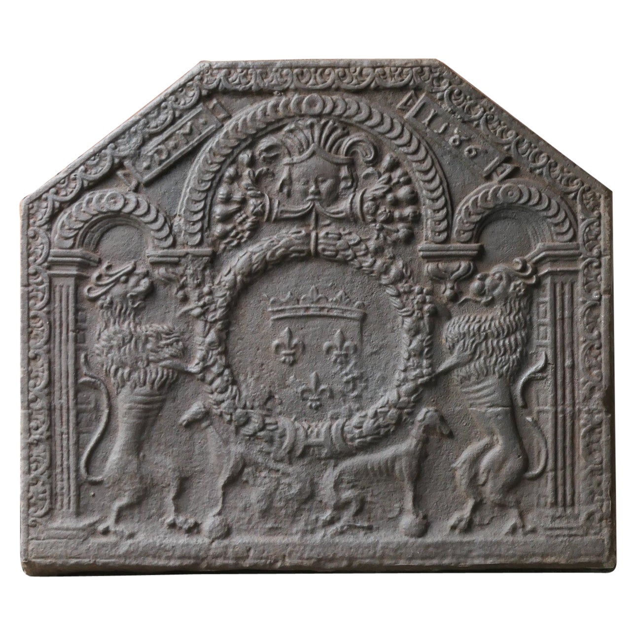 Plaque de cheminée française de style Louis XIII « Arms of France »