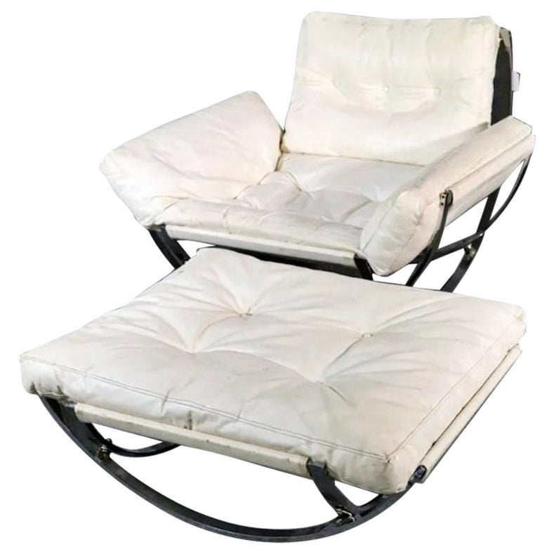 "Apollo" chair by Leonart Bender for Charlton For Sale