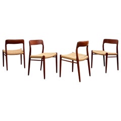 4 Midcentury Dining Chairs #75 in Teak, Danish Design, Niels Møller, J.L. Moller