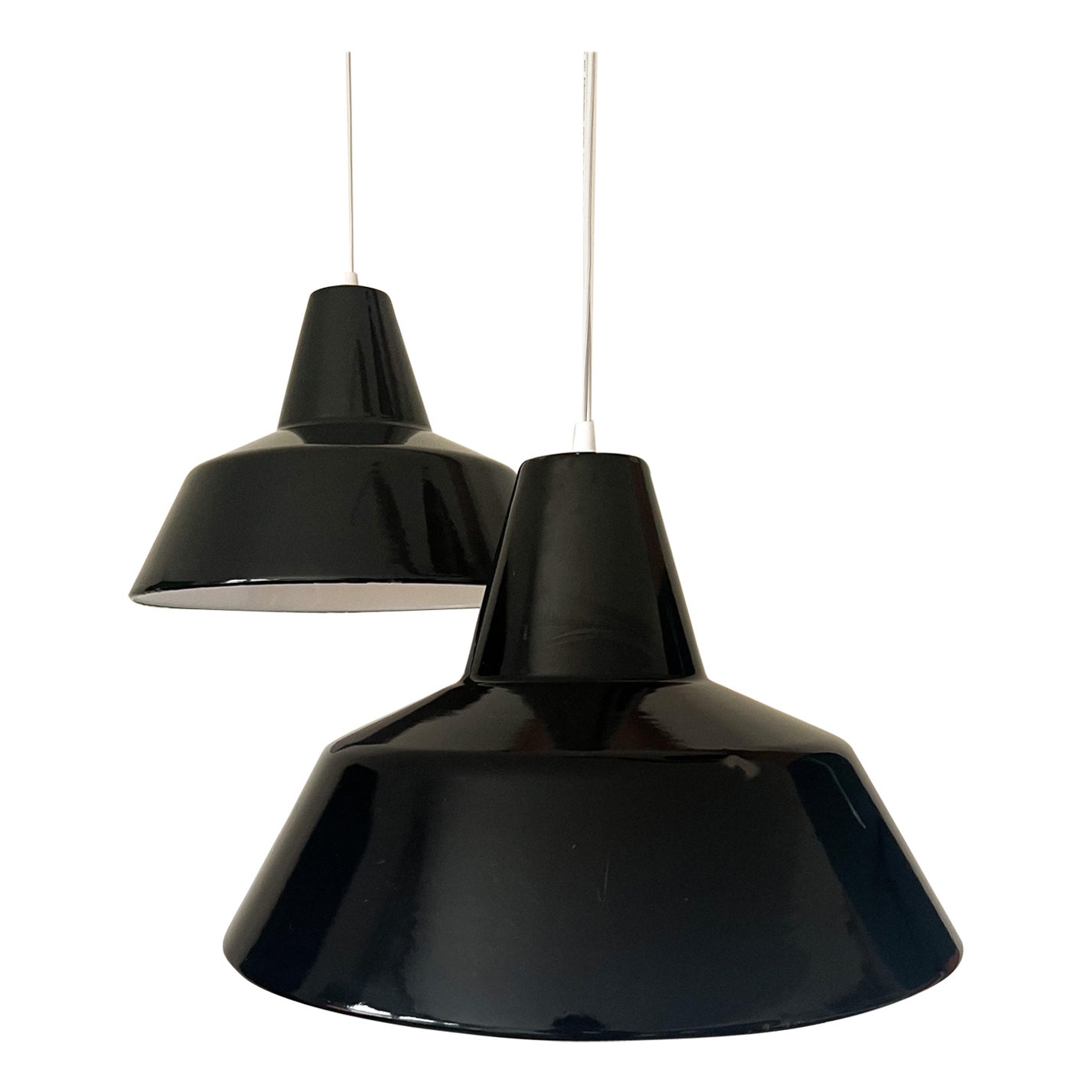 Pair of 1960s Black Enamel Louis Poulsen M19540 Pendants Lamps For Sale
