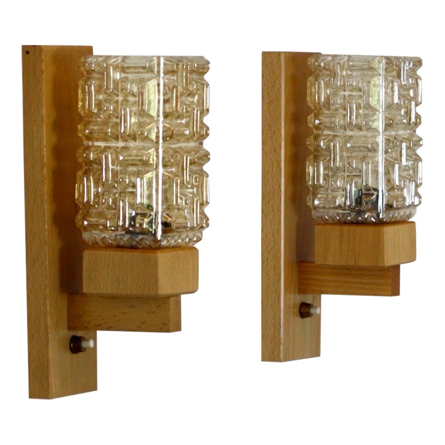 Set of 'Vitrika' Wall Lamps in Beech wood & Amber Glass, Denmark, 1970s For Sale