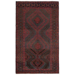 Tapis tribal vintage Baluch à motifs rouges, bleus et bruns de Rug & Kilim