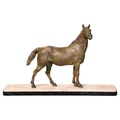 Französische Pferdeskulptur aus patinierter Bronze des 19. Jahrhunderts auf Marmorsockel nach Mène 