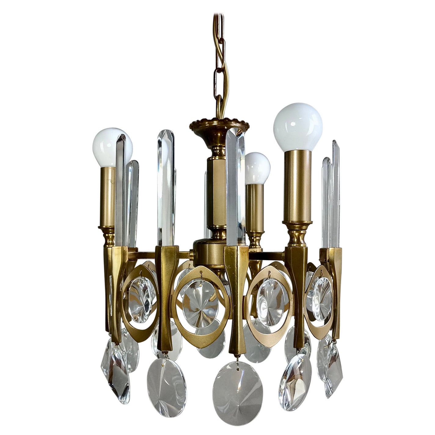 Gaetano Sciolari, three-light chandelier "Ovali", 1960s. Brass and crystals.