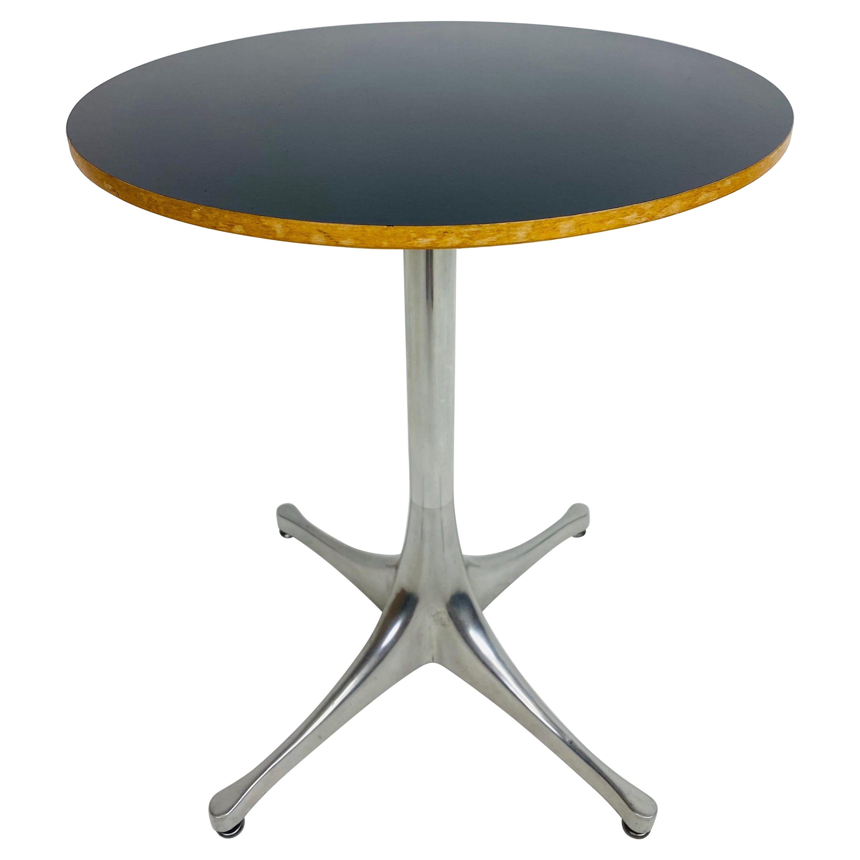 A Herm Miller table d'appoint Nelson moderne du milieu du siècle dernier  en vente