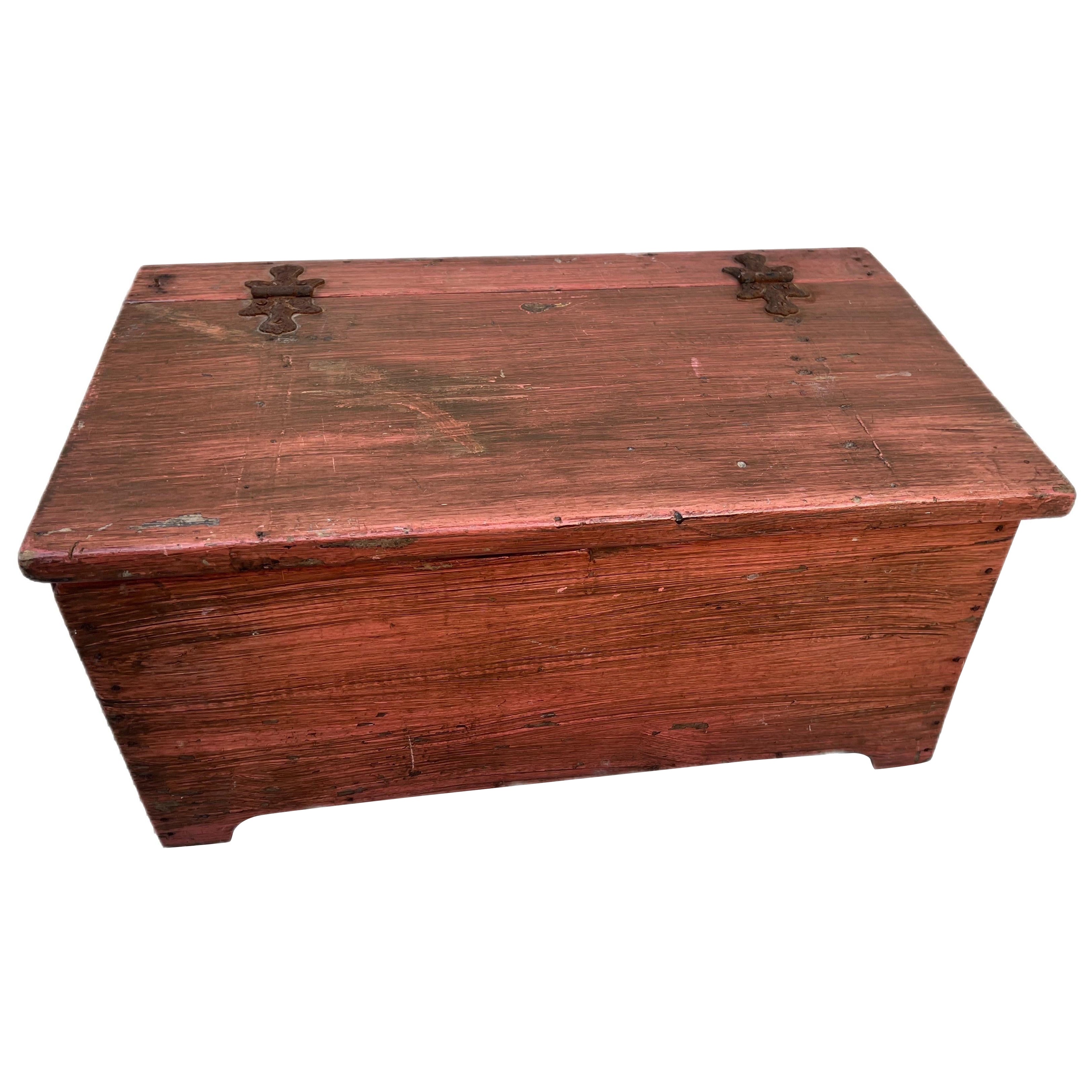 Antique 19th Century Primitive Painted Pine Petite Chest Storage Trunk For Sale