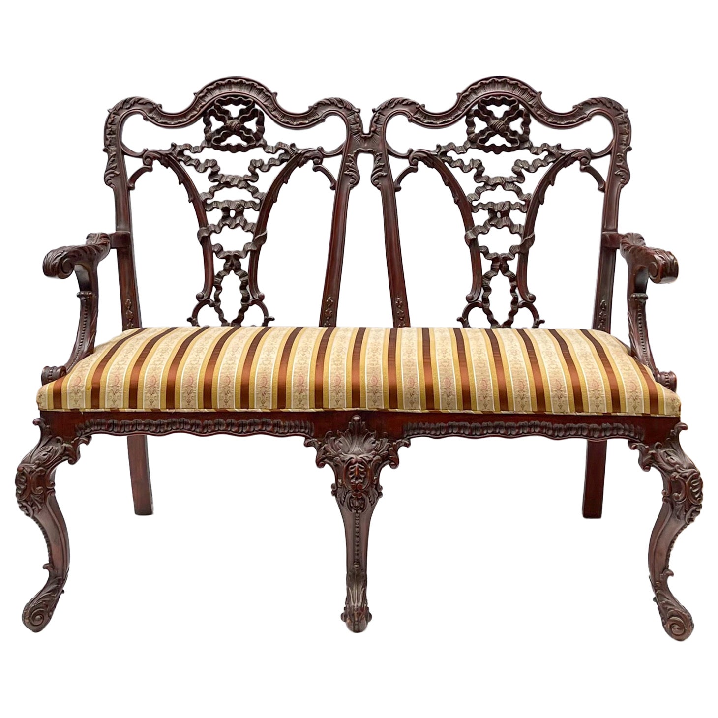 Early 20th-C. English Chinese Chippendale Style Carved Mahogany Settee / Bench  For Sale