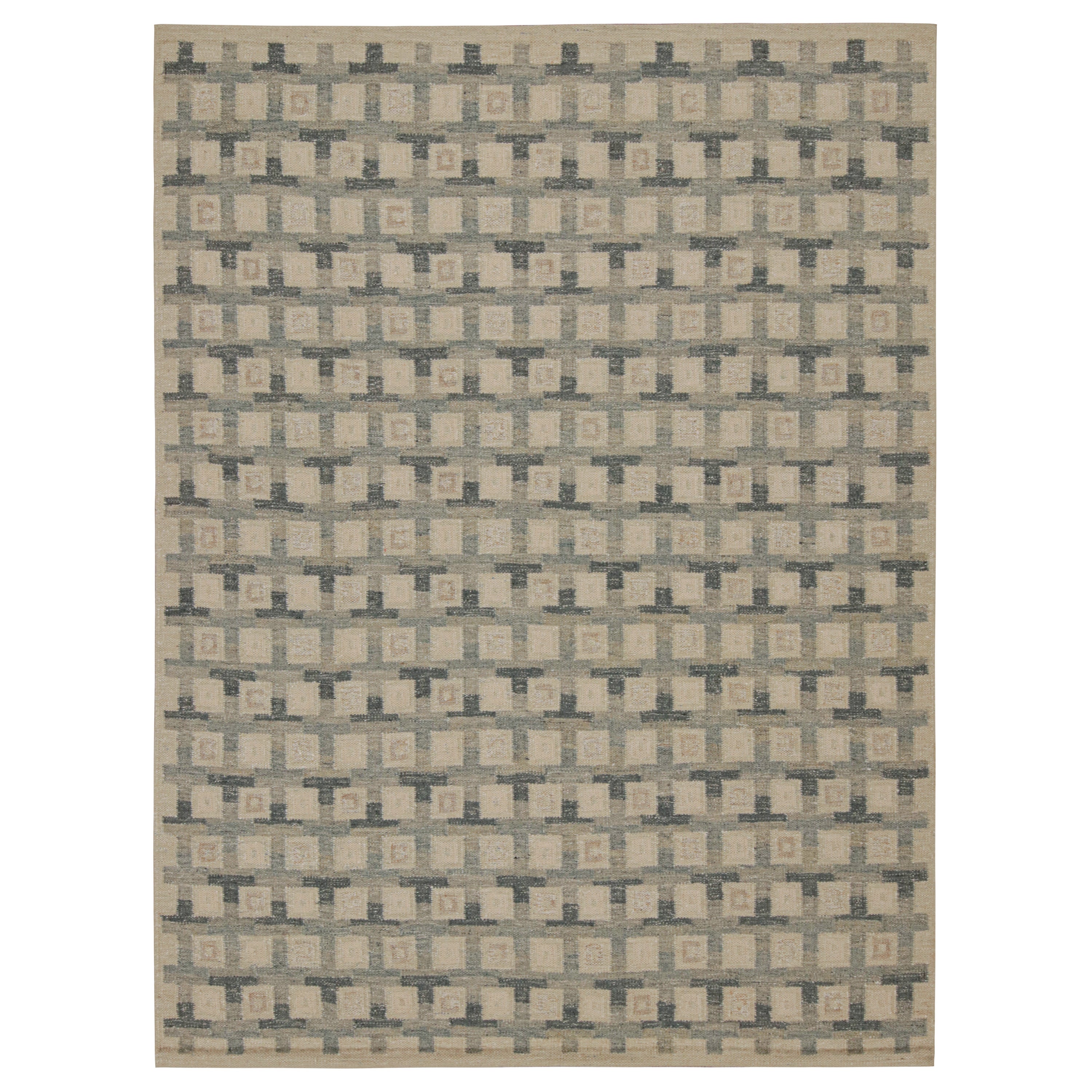 Rug & Kilim’s Scandinavian Style Custom Kilim in Beige & Gray Geometric Pattern For Sale