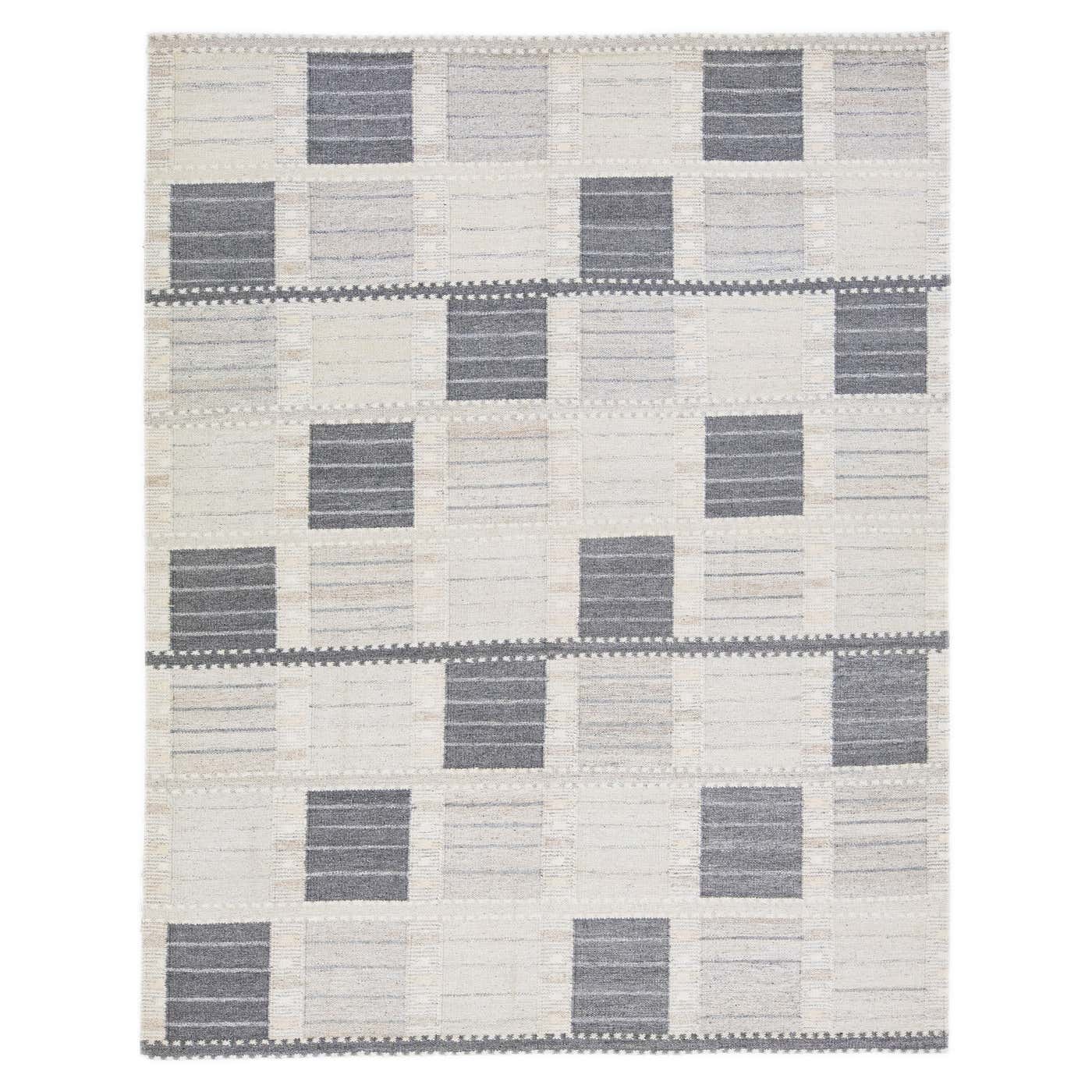Gray Modern Scandinavian Wool Rug Handmade with Geometric Pattern For ...
