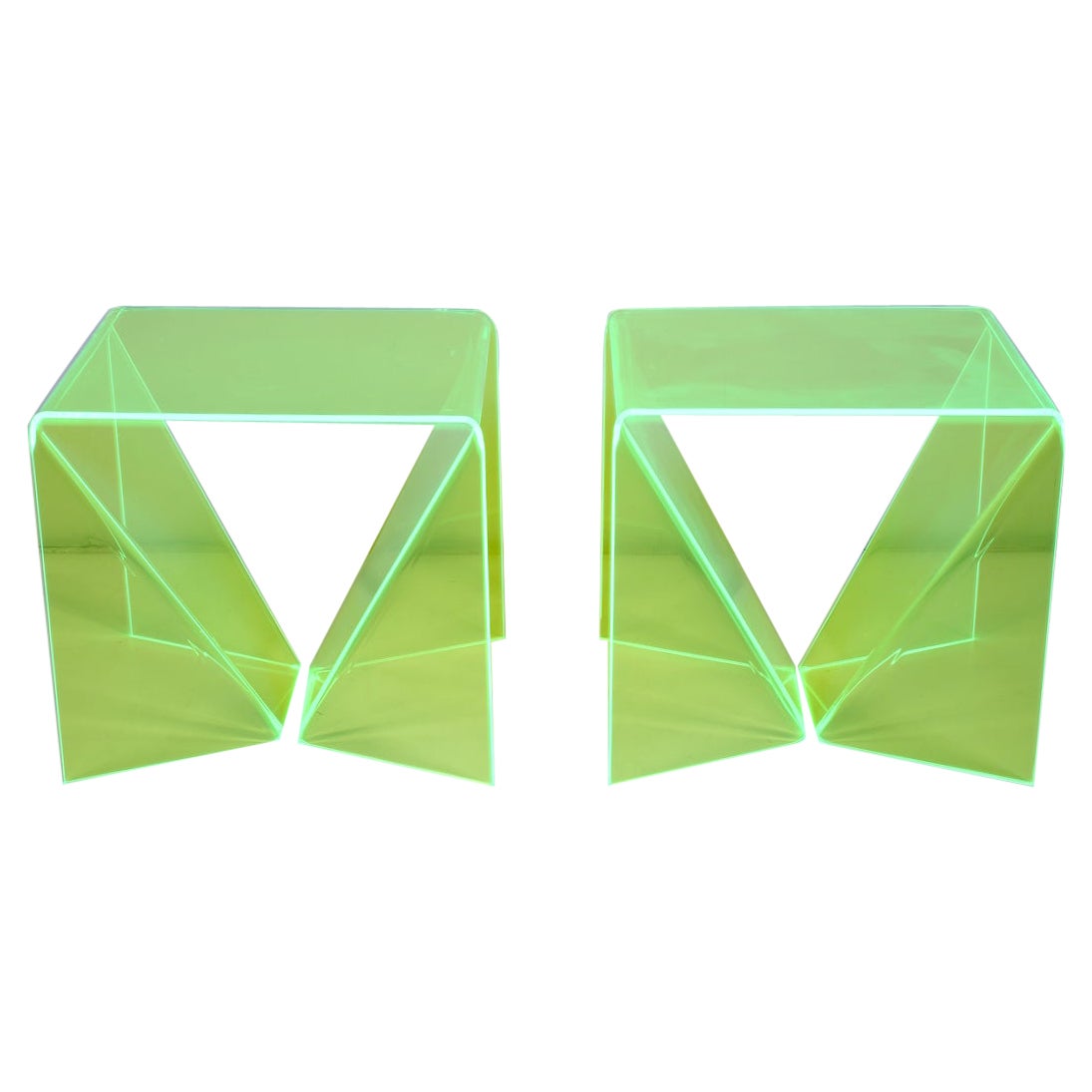 Paire Neal Small Translucent Chartreuse Lucite "Origami" Tables en vente