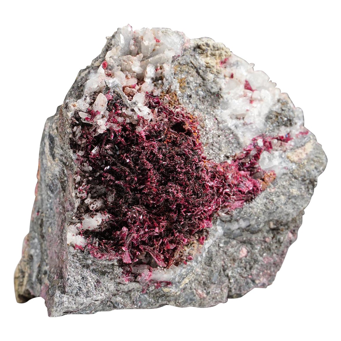 Erythrite du district de Bou Azer, Tazenakht, province d'Ouarzazate, Maroc