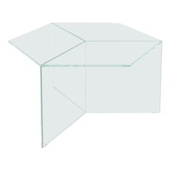 Quadratischer 70 cm Couchtisch Isom aus klarem Glas in Weiß, Sebastian Scherer Neo/Craft