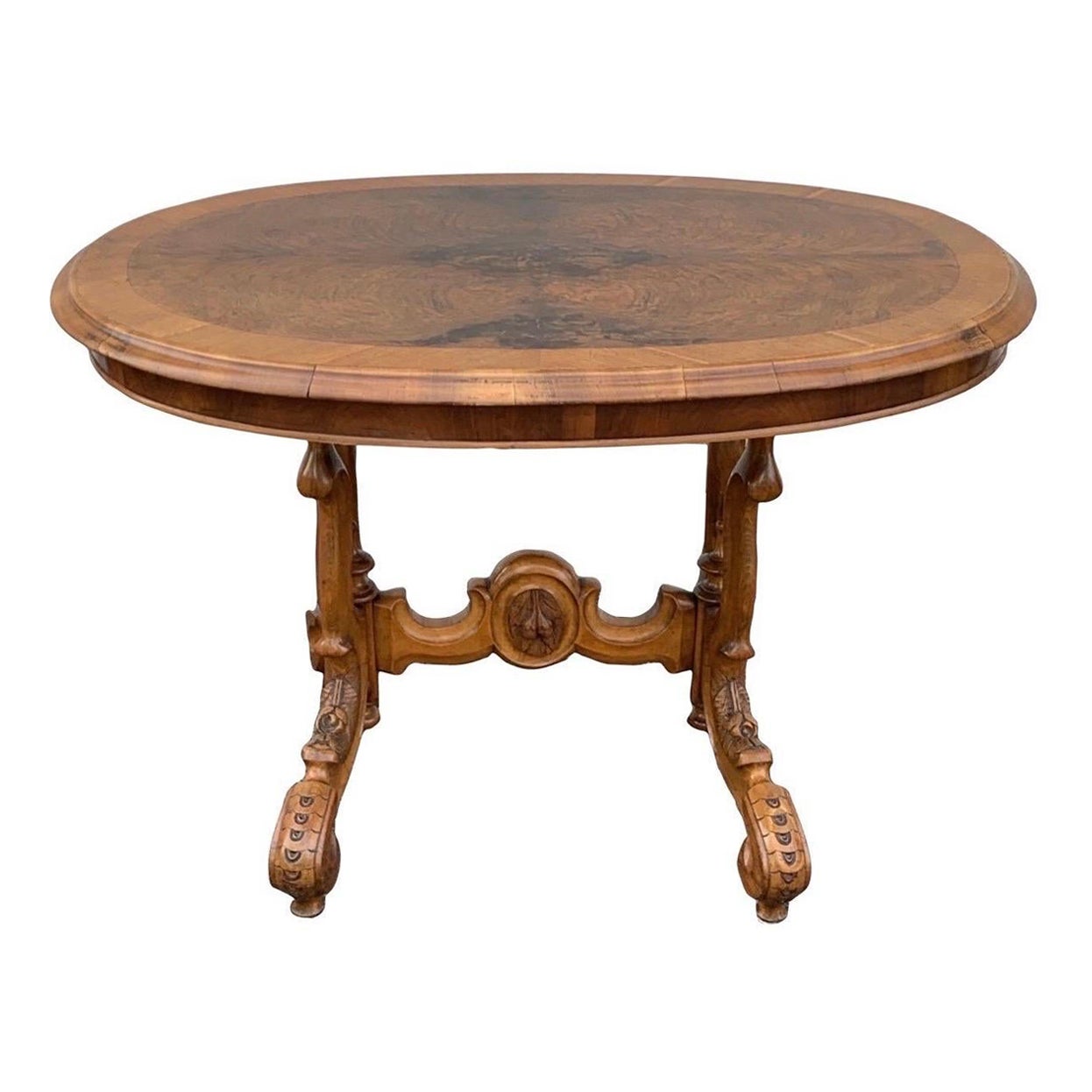 Antike Französisch geschnitzt Burl Walnuss ovalen Tisch im Angebot