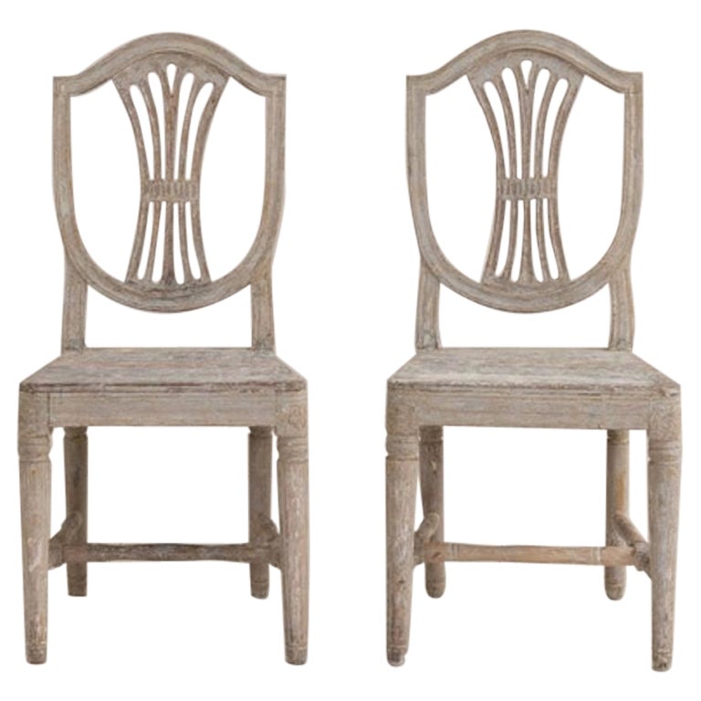 18th c. Pair of Swedish Gustavian Period Shield Back Chairs in Original Paint For Sale