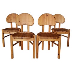 Retro Set of 4 mint solid pine dining chairs, style of Rainer Daumiller. Denmark 1970s
