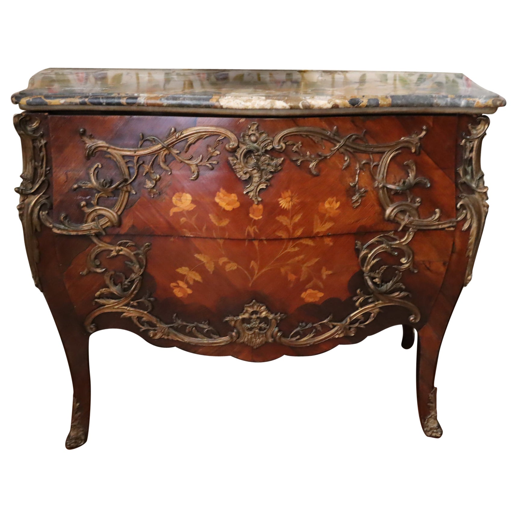 Early 19th Century marquetry and Parquetry French Commode, with Ormalu Mounts. For Sale