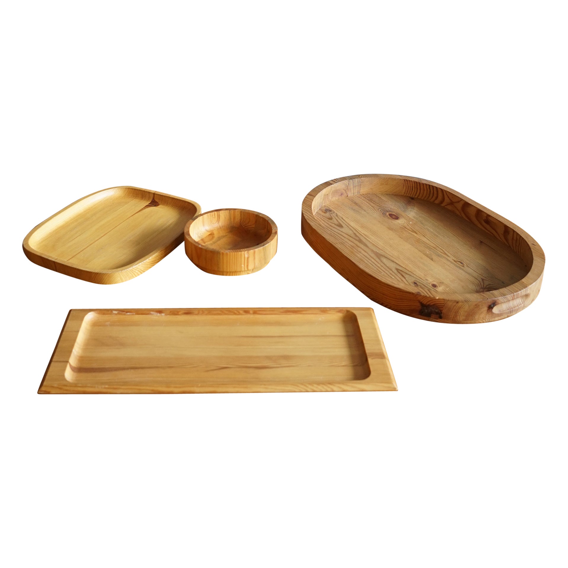 Collection of Swedish wooden pine bowls and dishes 1960’s