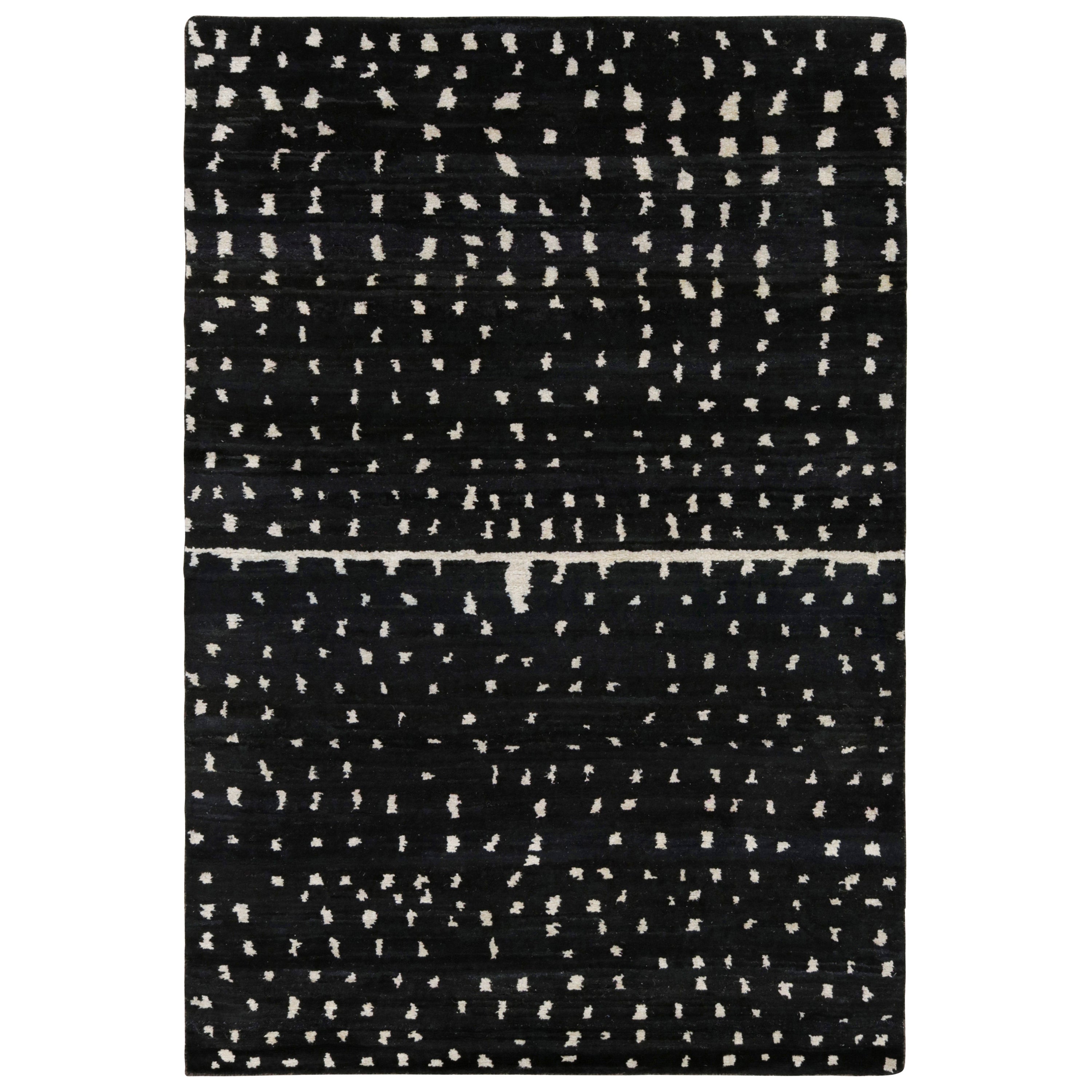 Rug & Kilim’s Modern Moroccan Style Rug in Black and White Geometric Pattern