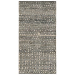 Rug & Kilim's Modern Moroccan Style Rug in Grau und Beige Geometric Patterns