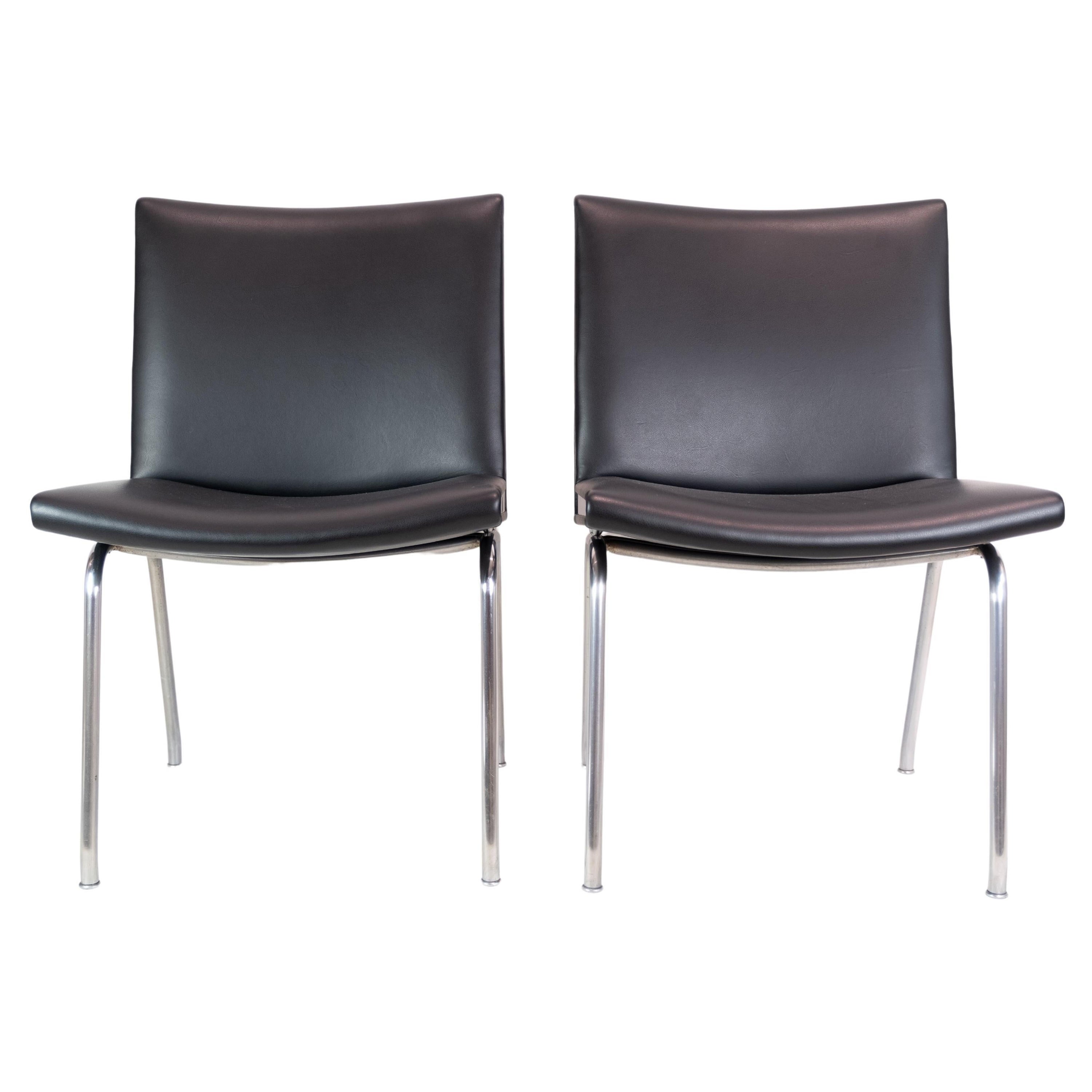 Ensemble de 2 chaises Kastrup modèle CH401 en cuir noir Hans J. Wegner en vente