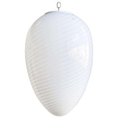 Lampe suspendue en forme d'œuf en verre de Murano